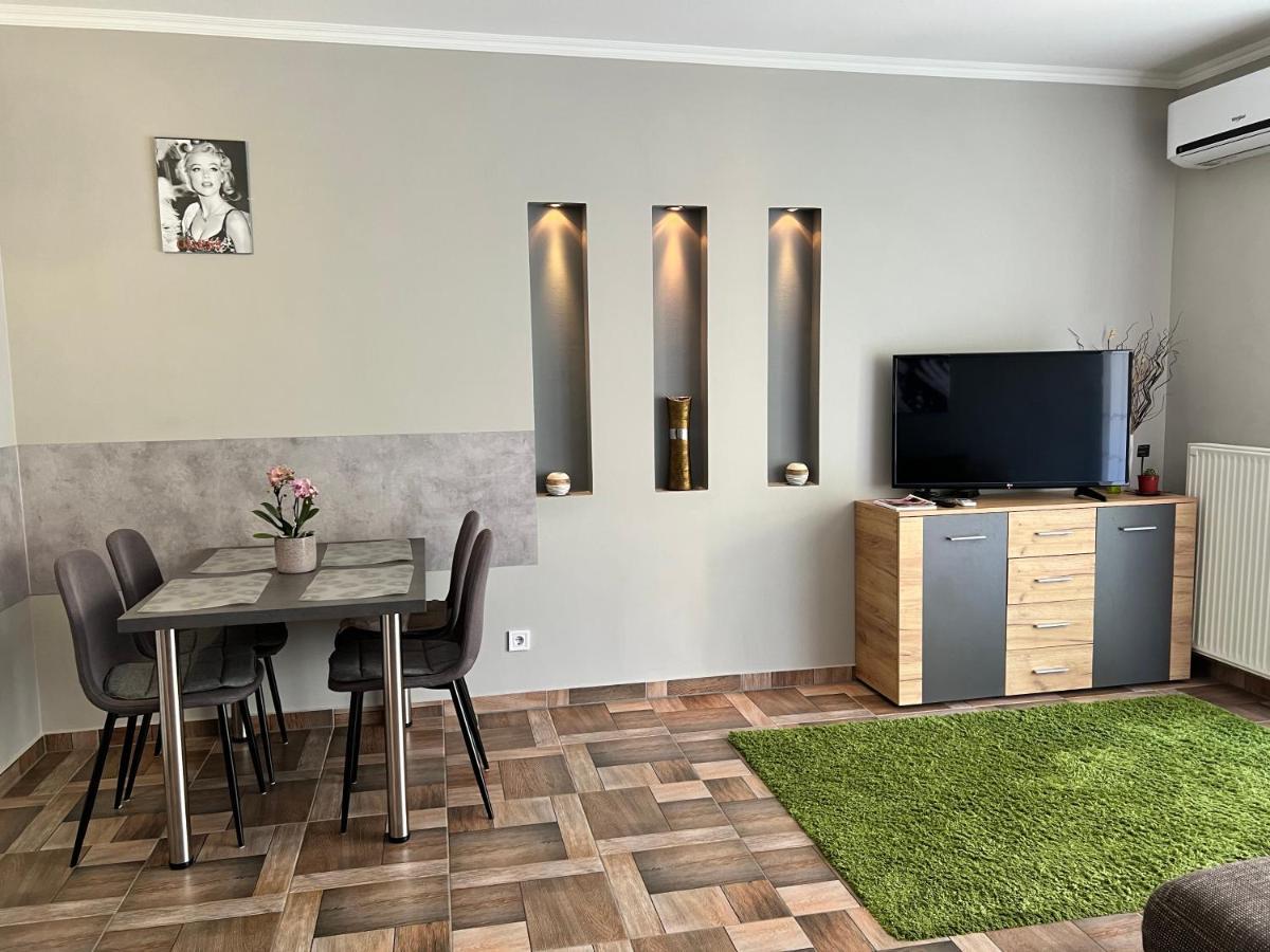 Dorina Wellness Apartment Siofok Exterior photo